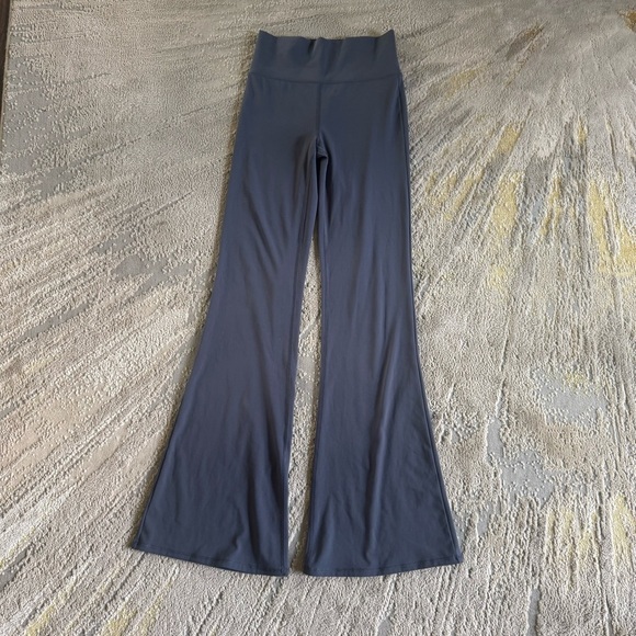 VUORI Studio Flare gray leggings pull on pants high rise athletic workout XS - Picture 1 of 11